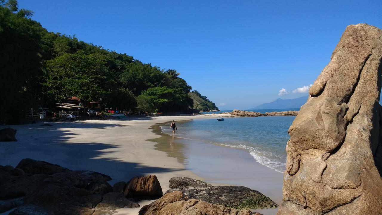 Paraiso Aconchegante Casa Espacosa E Muito Verde Карагуататуба Экстерьер фото